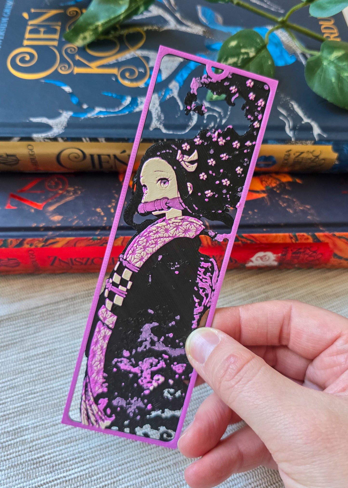 Zakładka do książek inspirowana Demon Slayer Nezuko