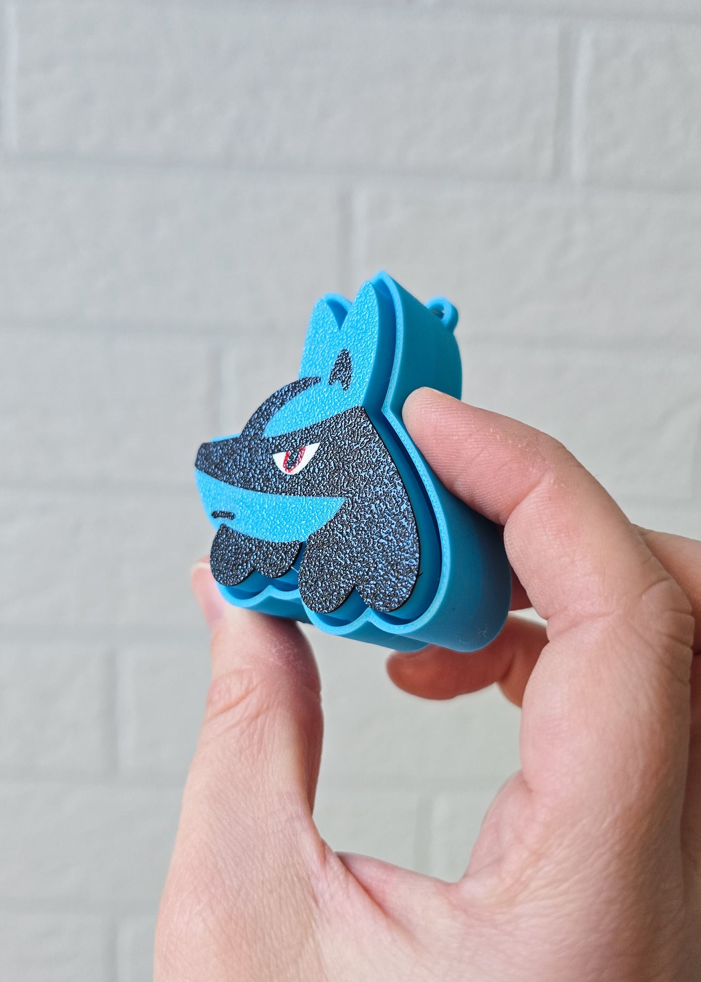 Kliker LUCARIO - POKEMON