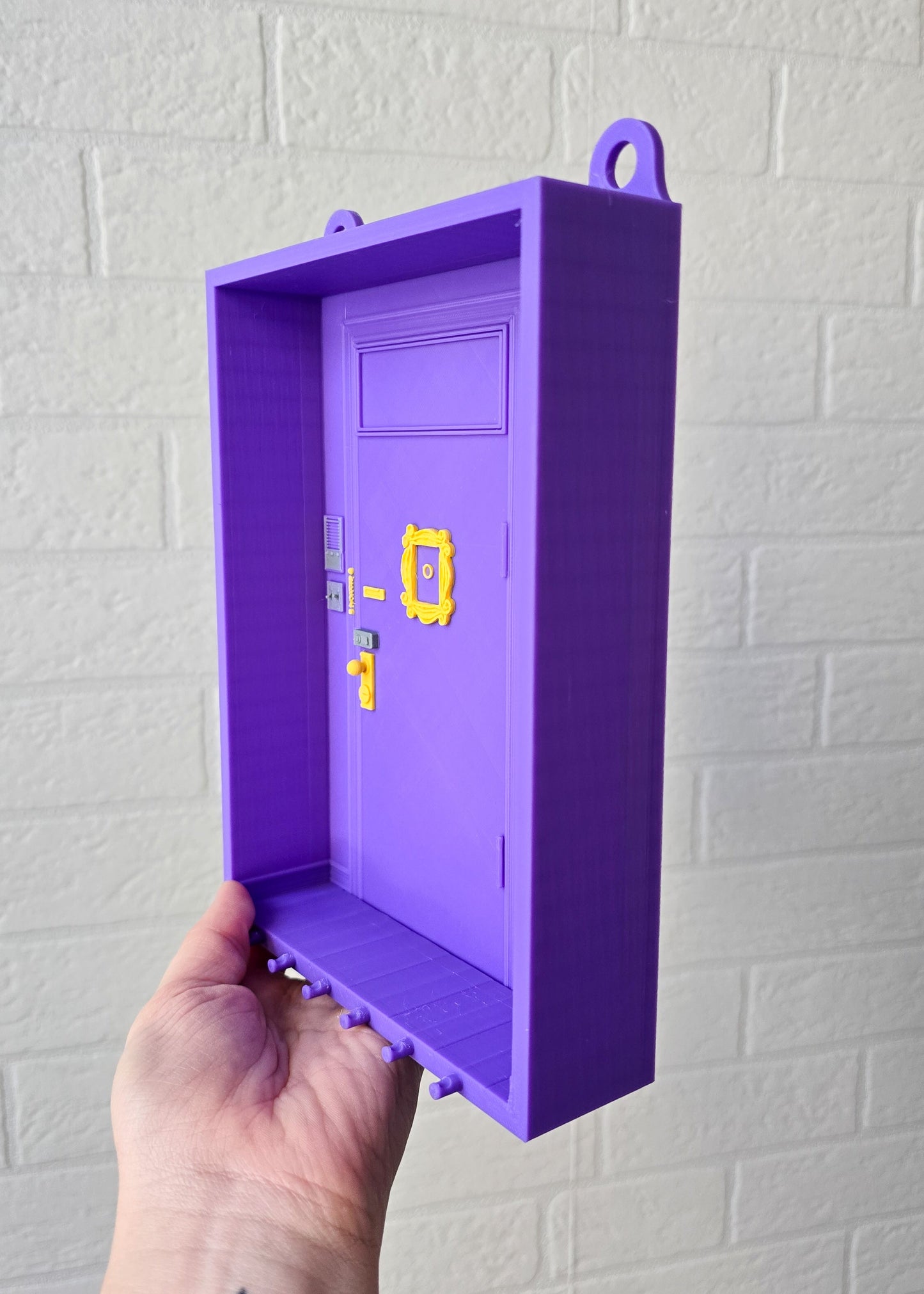 Ramka na klucze do powieszenia na ścianie inspirowana serialem "Przyjaciele"