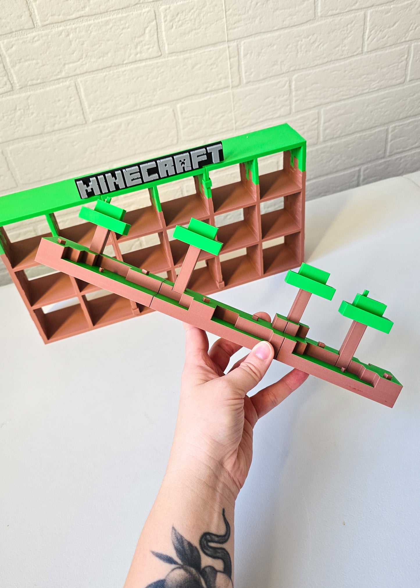 Stand na figurki inspirowany kolekcją Minecraft