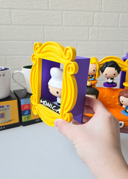 Mini Ramka – Idealna dla Twojej Figurki Friends