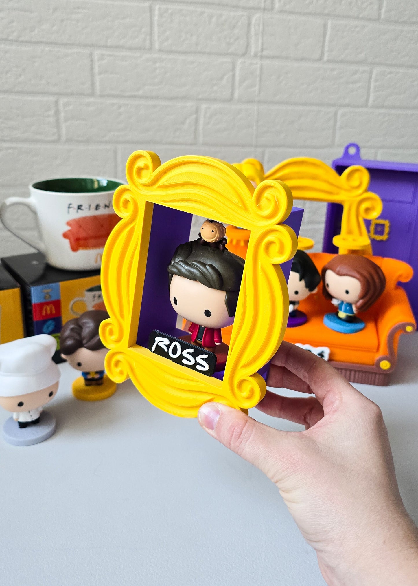 Mini Ramka – Idealna dla Twojej Figurki Friends