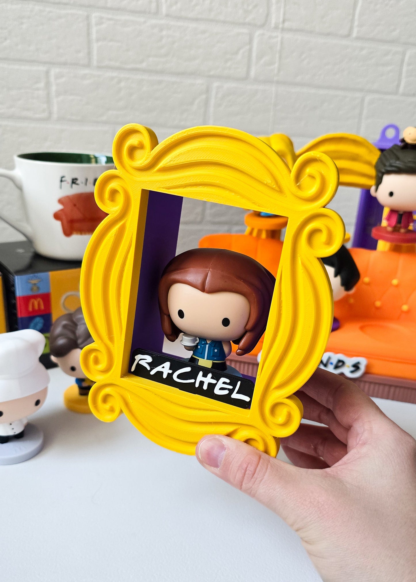 Mini Ramka – Idealna dla Twojej Figurki Friends