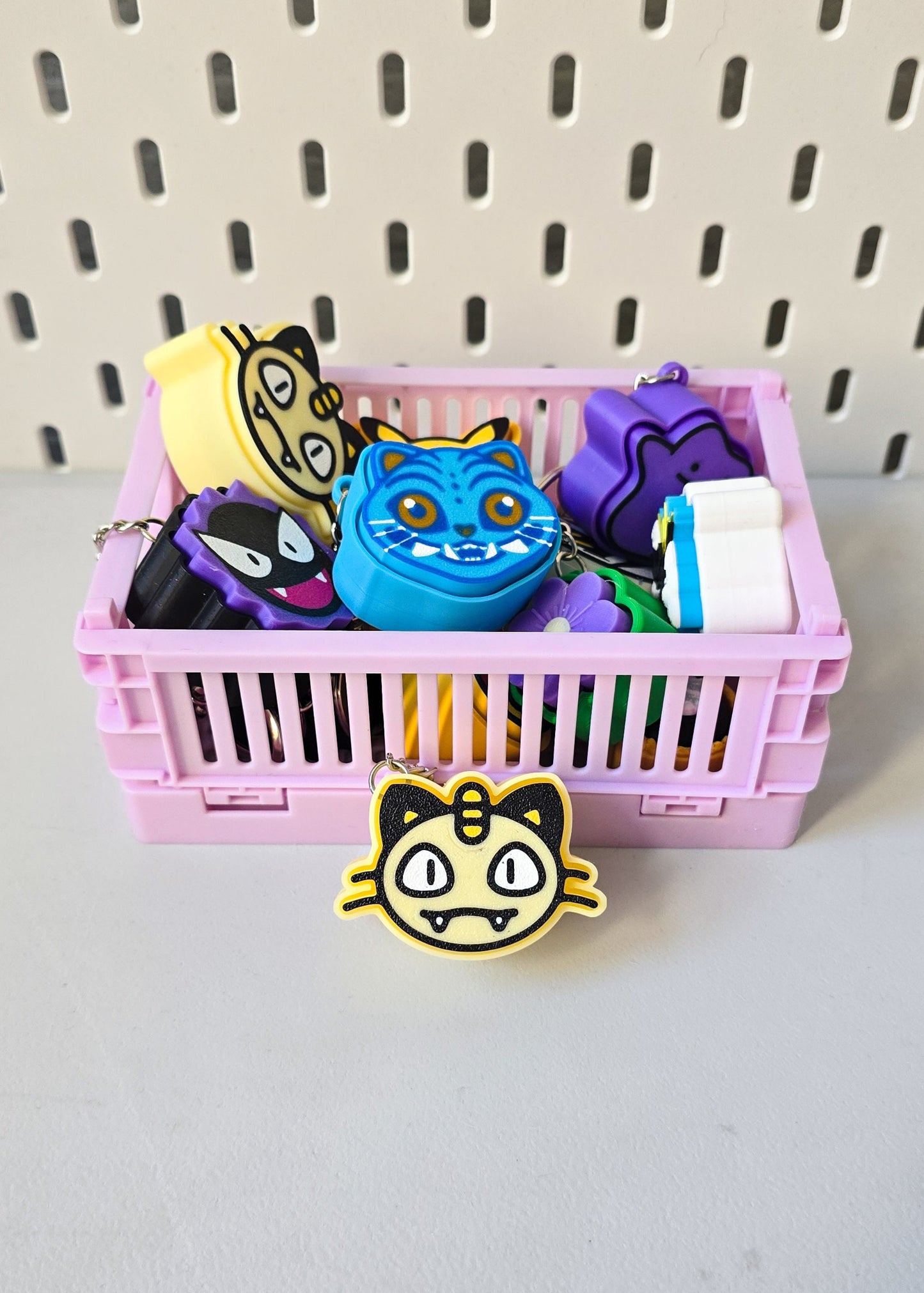 Kliker MEOWTH - POKEMON