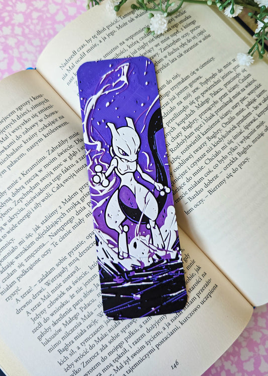 Zakładka do książek inspirowana Pokemon Mewtwo